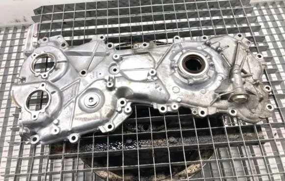 Toyota Yaris Timing chain cover FM15A