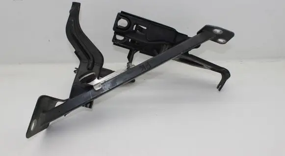 Audi A8 S8 D3 4E ABS pump bracket 4E0614119N