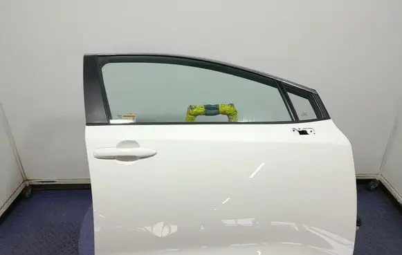 Toyota Corolla E10 Front door 