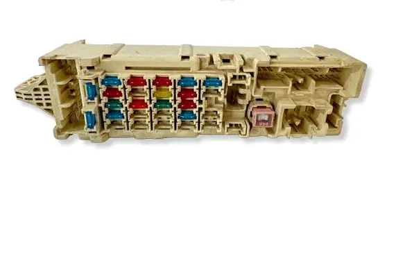 Mazda 626 Fuse module 