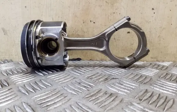 Subaru Outback Piston with connecting rod B5EHEH B5EH