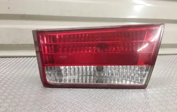 Hyundai Sonata Tailgate rear/tail lights 