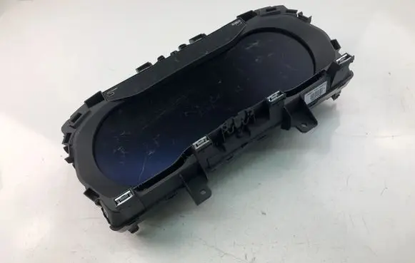 Volkswagen PASSAT B8 Speedometer (instrument cluster) 3G0920790C