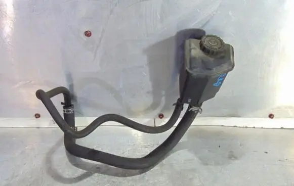 Chrysler 300 - 300C Power steering fluid tank/reservoir