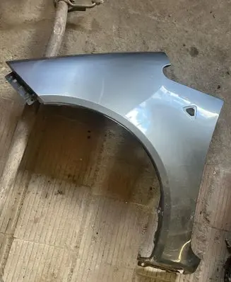 Mitsubishi Colt Fender