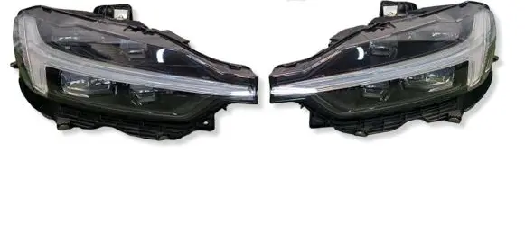 Volvo XC60 Headlights/headlamps set 32404705 32404706
