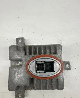BMW 5 F10 F11 Headlight ballast module Xenon 7237647 W003T20071