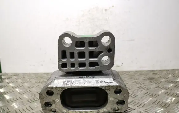 Jeep Renegade Gearbox mount 00520903480