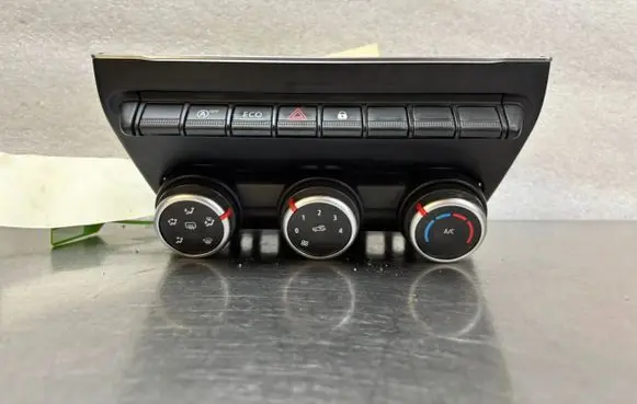 Other switches/knobs/shifts