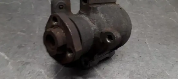 Seat Ibiza II (6k) Power steering pump 030145157D