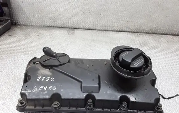 Volkswagen Sharan Rocker cam cover 038103475N
