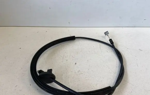 Skoda Octavia Mk3 (5E) Engine bonnet/hood lock release cable 5E0823535B
