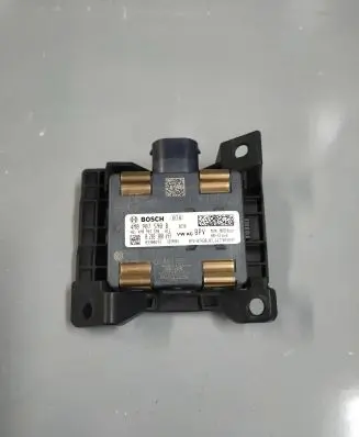 Audi A4 S4 B9 Distronic sensor radar 4M0907590B 4M0907590 8W9907175