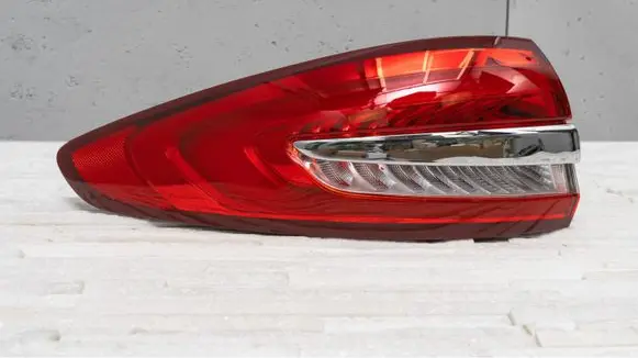Ford Mondeo MK V Rear/tail lights HS7313405CC