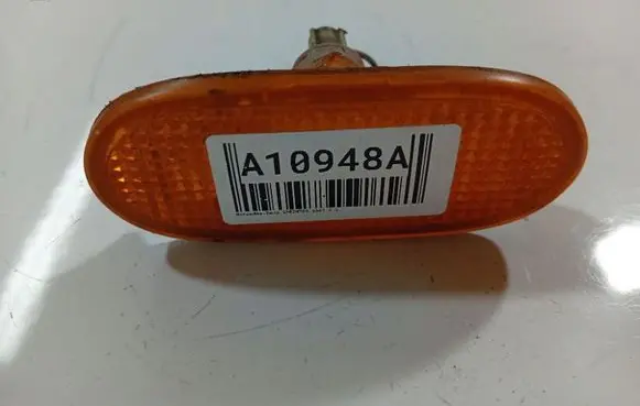 Mercedes-Benz Sprinter W906 Front indicator light 