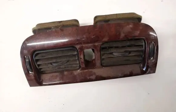 Mazda 626 Dash center air vent grill gm932