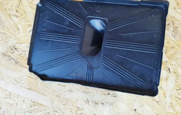 Citroen C5 Aircross Battery tray 9817230480