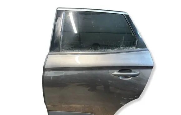 Opel Grandland X Rear door 