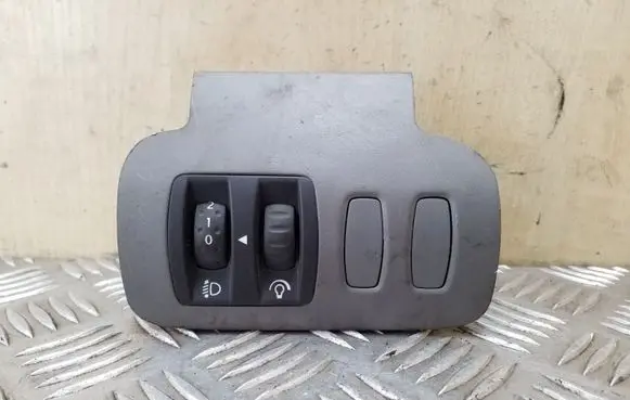 Renault Scenic II - Grand scenic II Headlight level height control switch 08802012