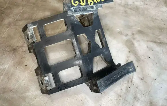 BMW 8 E31 Rear bumper mounting bracket 51121940748