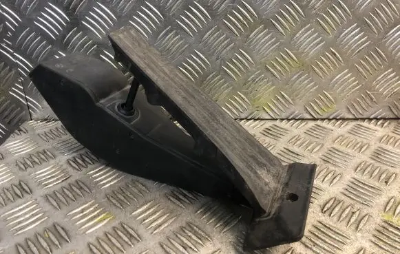 BMW 5 E60 E61 Accelerator throttle pedal 6772646