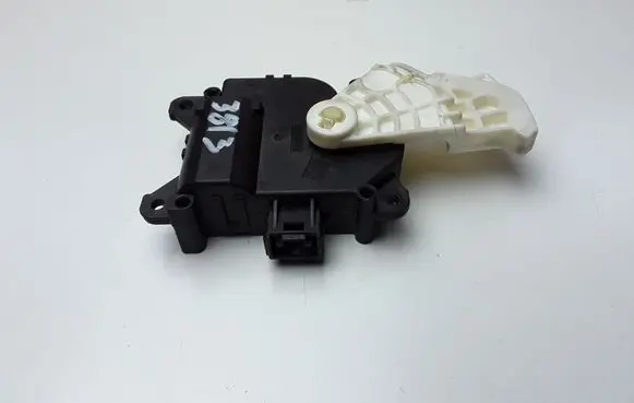 Toyota Auris E180 Air flap motor/actuator 138002810
