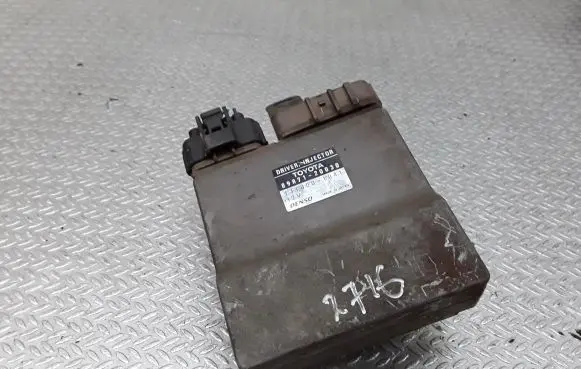 Toyota Corolla Verso E121 Fuel injection control unit/module 8987120030 1310001041