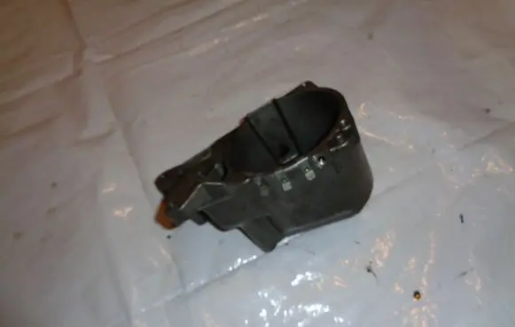 Ford B-MAX Fuel filter housing AV6Q9180AF