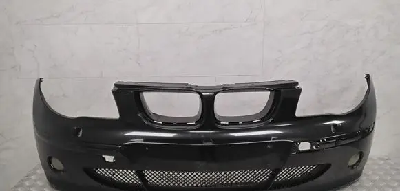 BMW 1 E81 E87 Front bumper 7058441