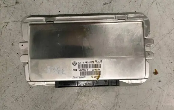 BMW 5 GT F07 Suspension control unit/module 6852203