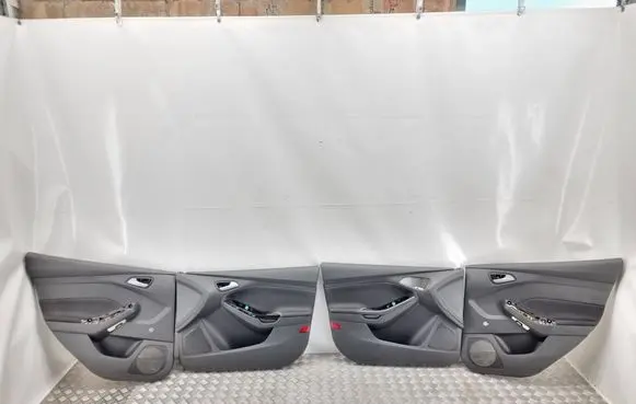 Ford Focus Door card panel trim set 
