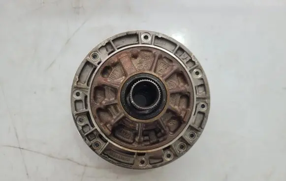 BMW 5 E60 E61 Oil pump 