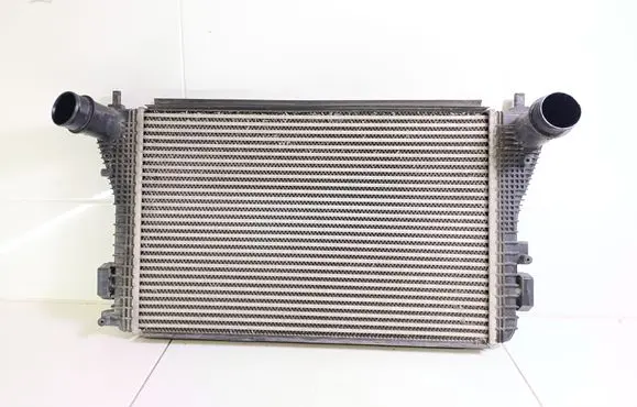 Volkswagen Golf VI Intercooler radiator 1K0145803BM