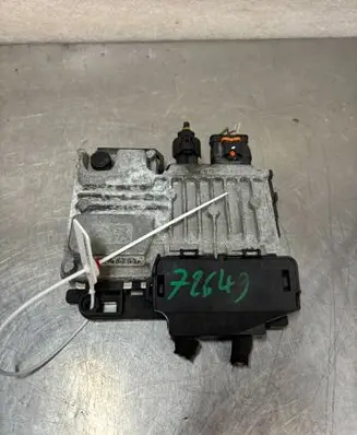 Peugeot Expert Trunk lid opening control unit 9819596180