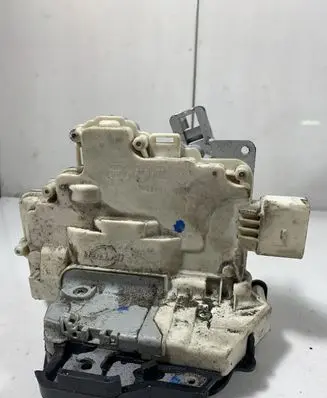 Audi A6 S6 C6 4F Rear door lock