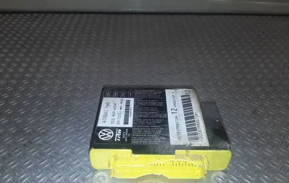 Volkswagen PASSAT B6 Airbag control unit/module 3C0909605M