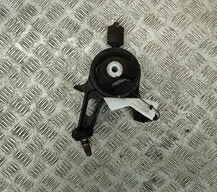Engine mount bracket