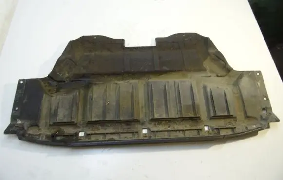 Engine splash shield/under tray