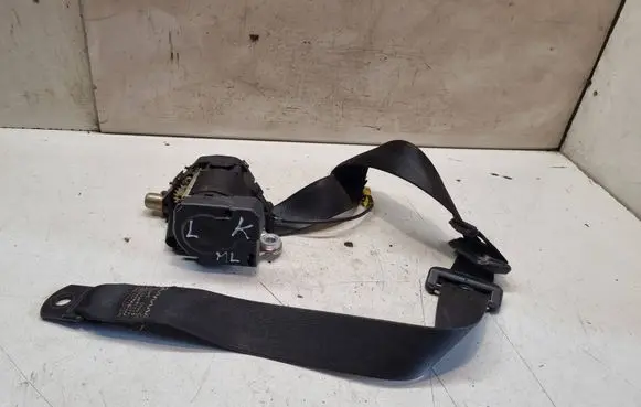Mercedes-Benz ML W163 Front seatbelt A1638602985 33004740