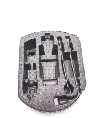 Jeep Grand Cherokee Tool set 68145664AB