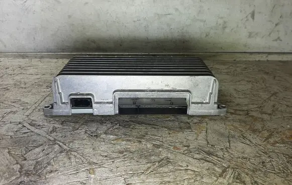 Audi A6 S6 C6 4F Sound amplifier 4F0035223L 4F0910223K