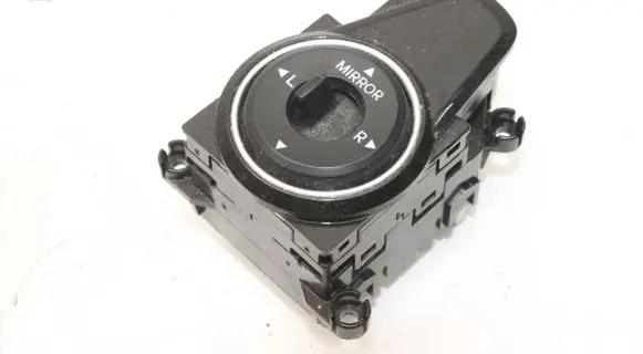Hyundai i40 Wing mirror switch 39R4801230