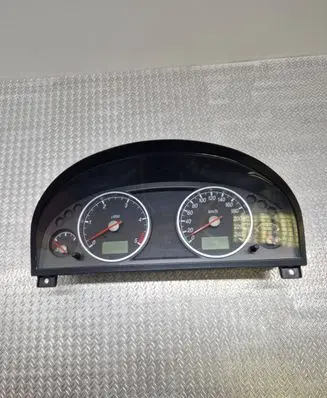 Ford Mondeo Mk III Speedometer (instrument cluster) 44ZU187 1S7F10841