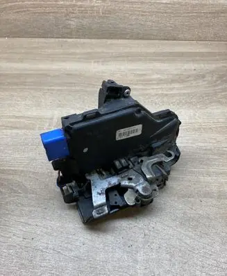 Front door lock
