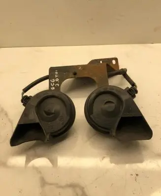 Audi A6 S6 C6 4F Horn signal 703881165 024148