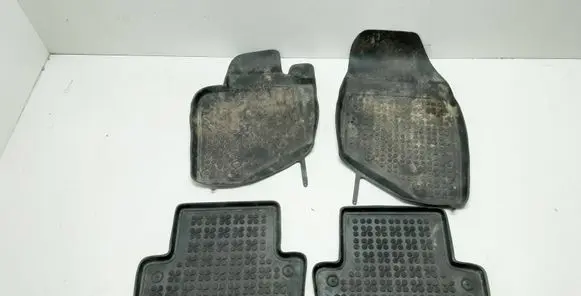 Volvo XC70 Car floor mat set 