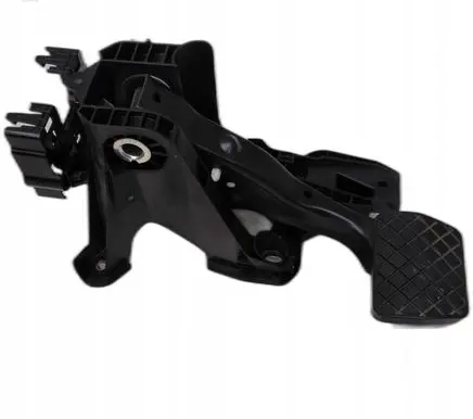 Audi Q3 F3 Pedal assembly 5Q1723058CC