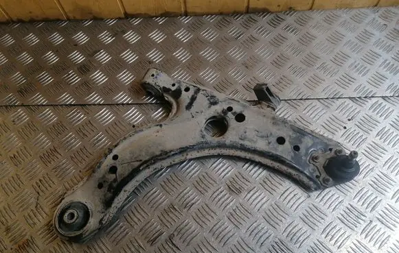 Volkswagen Golf IV Front lower control arm/wishbone