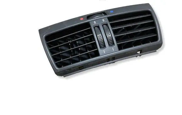 BMW X5 E70 Rear air vent grill 6954953 0117857 6958748