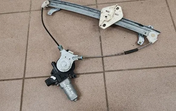 Honda Accord Front door window regulator with motor 